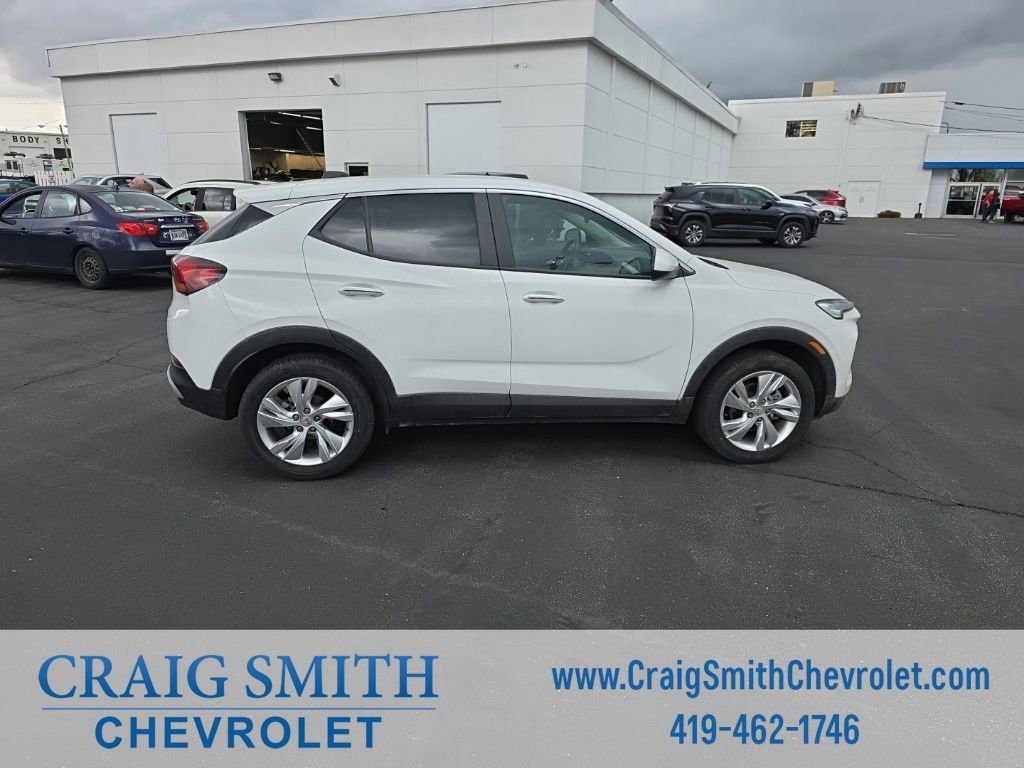 Used 2025 Buick Encore GX Preferred AWD/4WD image 7