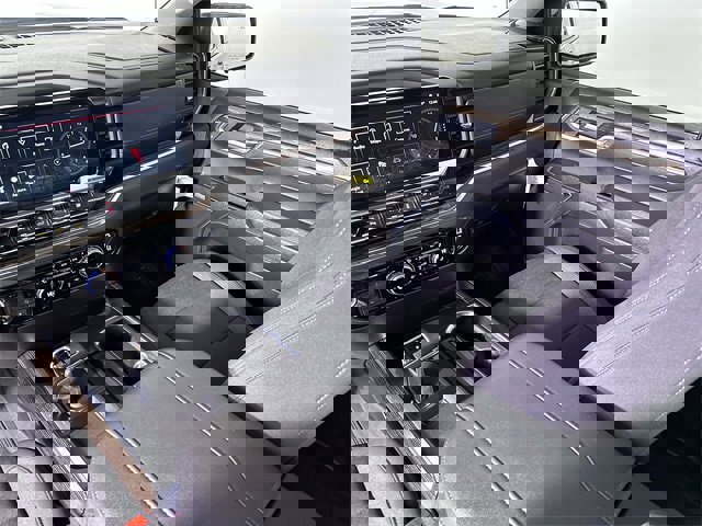 New 2025 GMC Sierra 1500 Elevation image 35