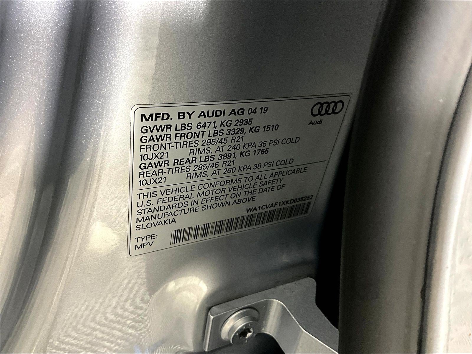 Used 2019 Audi Q8 Prestige w/ Cold Weather Package AWD/4WD image 19