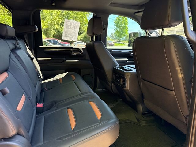 Used 2024 GMC Sierra 2500 AT4 w/ AT4 Premium Plus Package AWD/4WD image 10