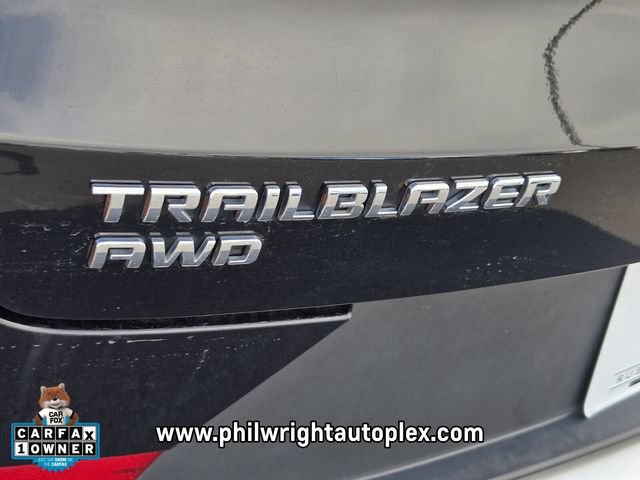 Used 2025 Chevrolet TrailBlazer LT AWD/4WD image 14