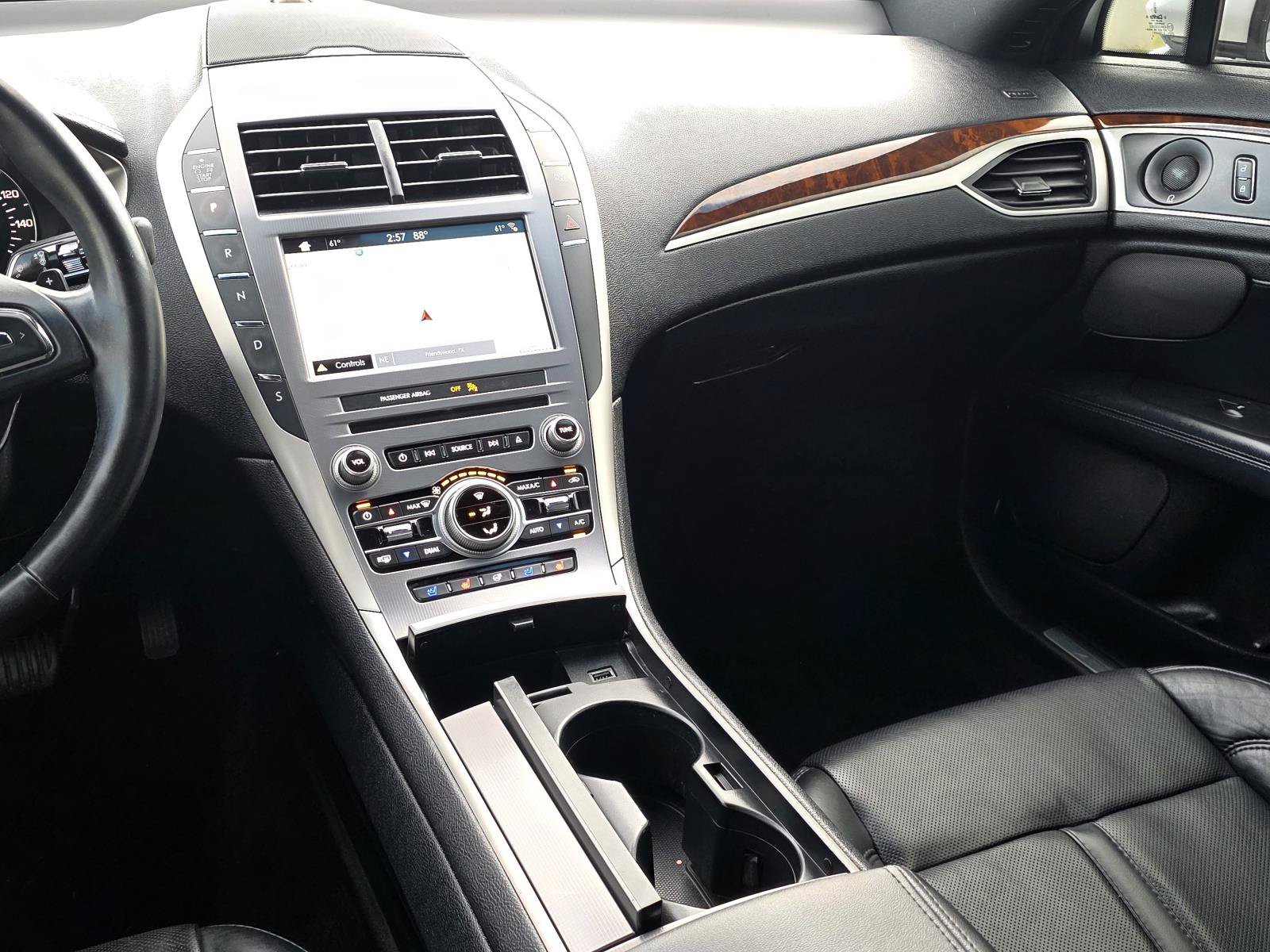 Used 2017 Lincoln MKZ Reserve w/ Climate Package FWD image 11