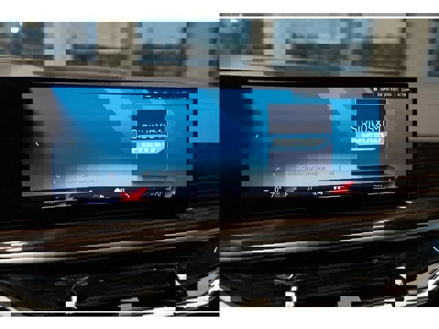 New 2026 BMW X5 xDrive50e w/ Climate Comfort Package image 71