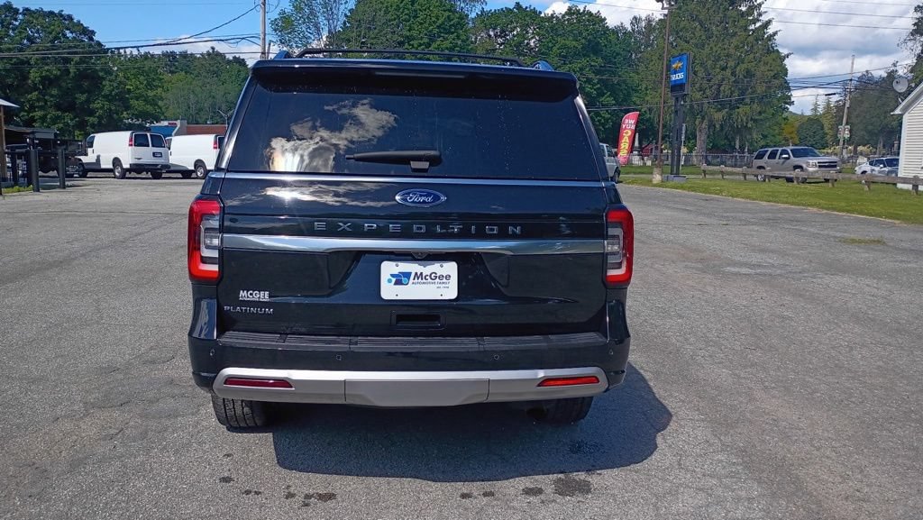 Used 2023 Ford Expedition Platinum AWD/4WD image 6