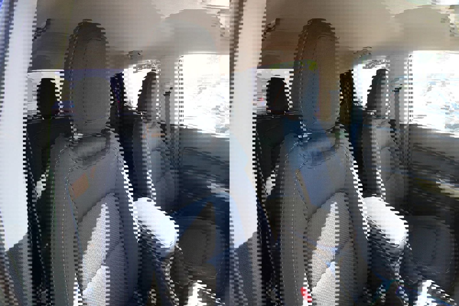 Used 2017 Chevrolet Colorado LT w/ LT Convenience Package RWD image 21