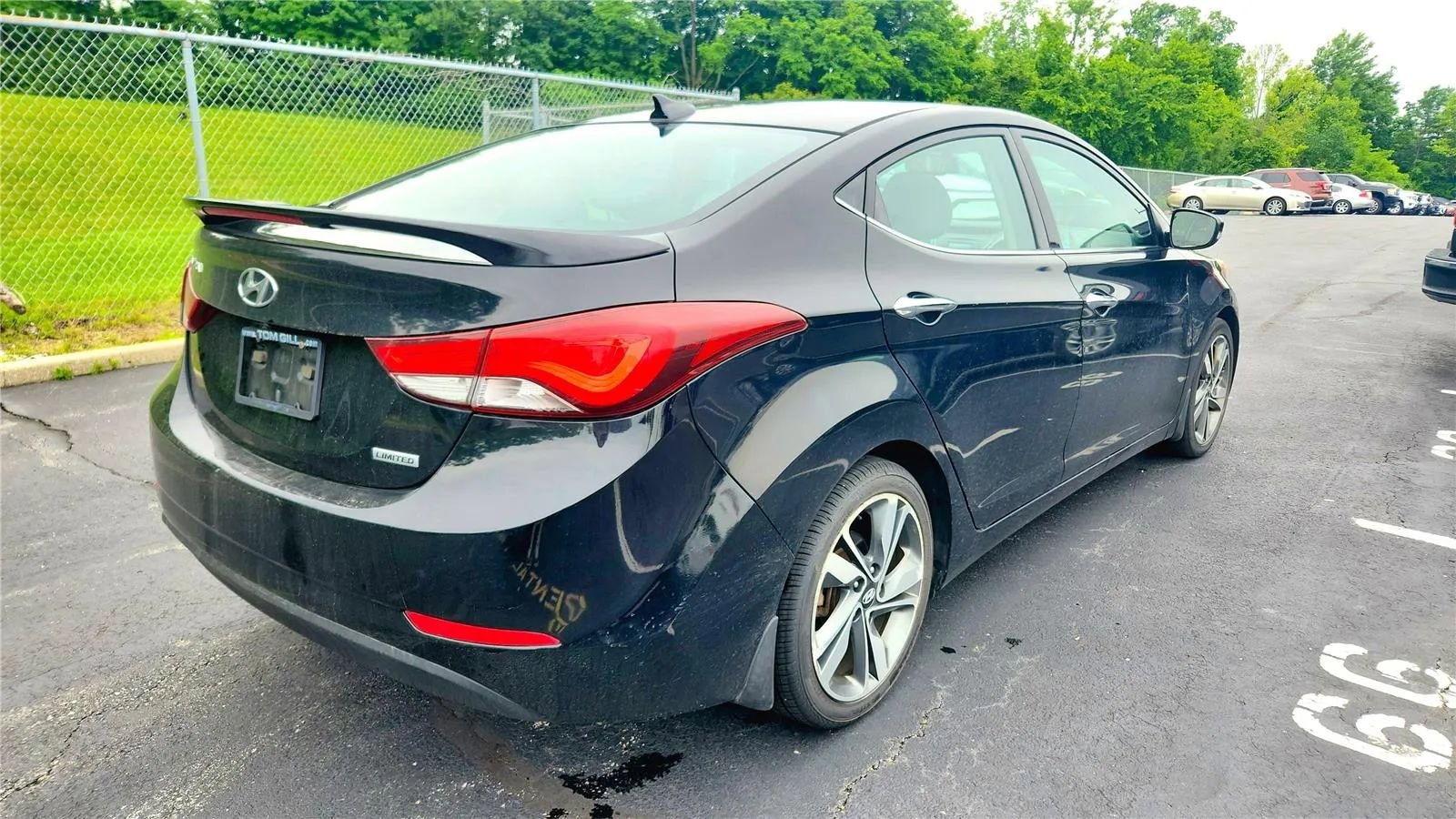 Used 2015 Hyundai Elantra Limited FWD image 2