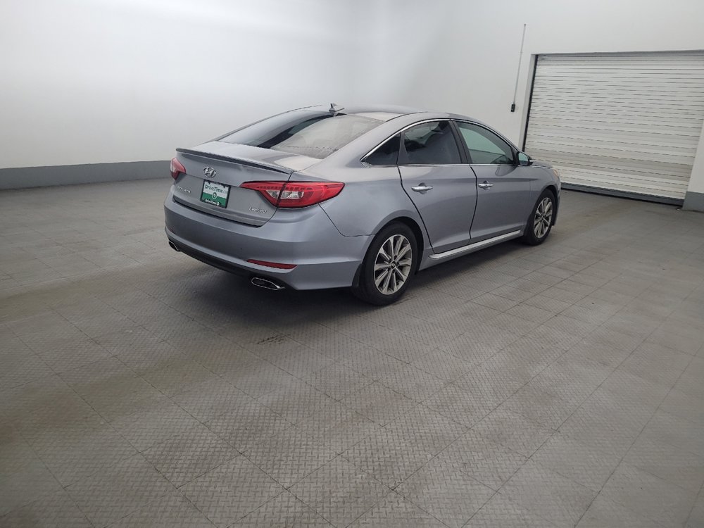Used 2017 Hyundai Sonata Limited w/ Tech Package 03 FWD image 9