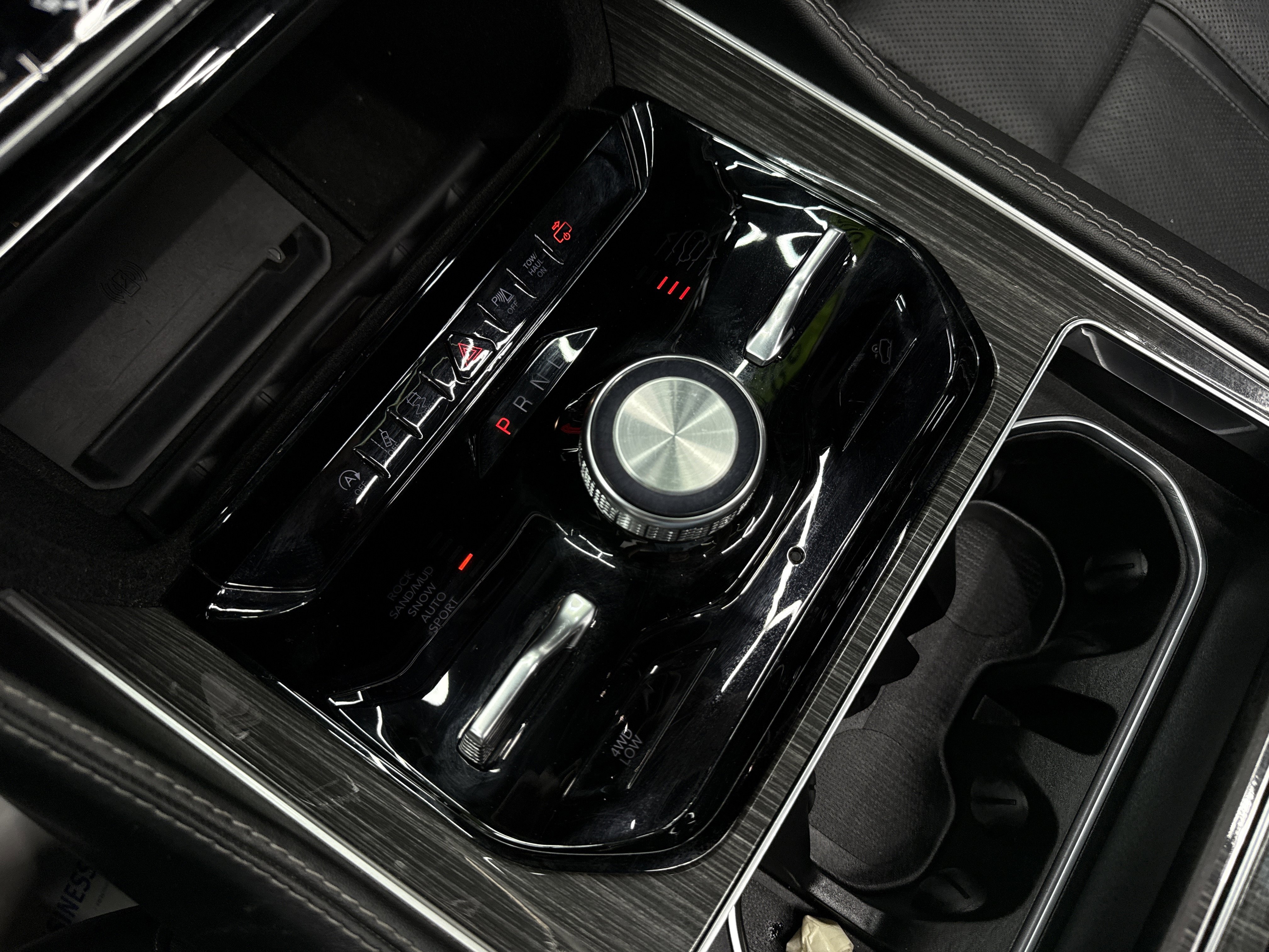 Used 2022 Jeep Wagoneer Series III w/ Premium Group I image 21