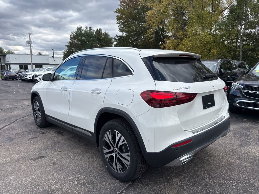 New 2026 Mercedes-Benz GLA 250 4MATIC image 5