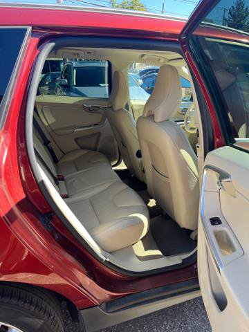 Used 2010 Volvo XC60 T6 AWD/4WD image 16