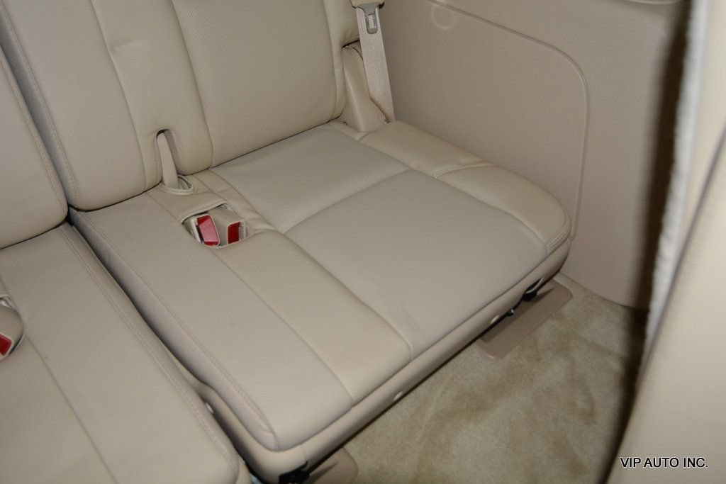Used 2007 Cadillac Escalade AWD w/ Information Package image 32