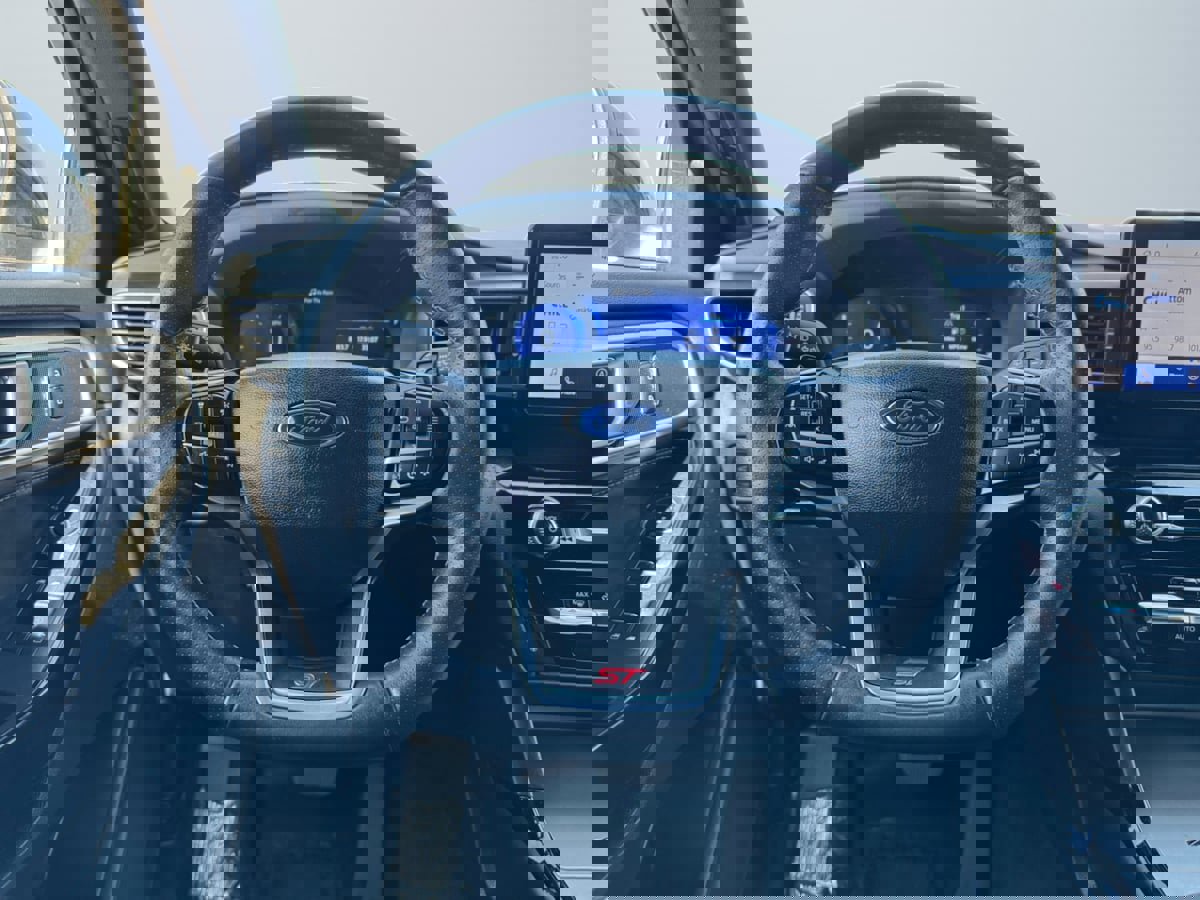 Used 2022 Ford Explorer ST w/ ST Street Pack image 11