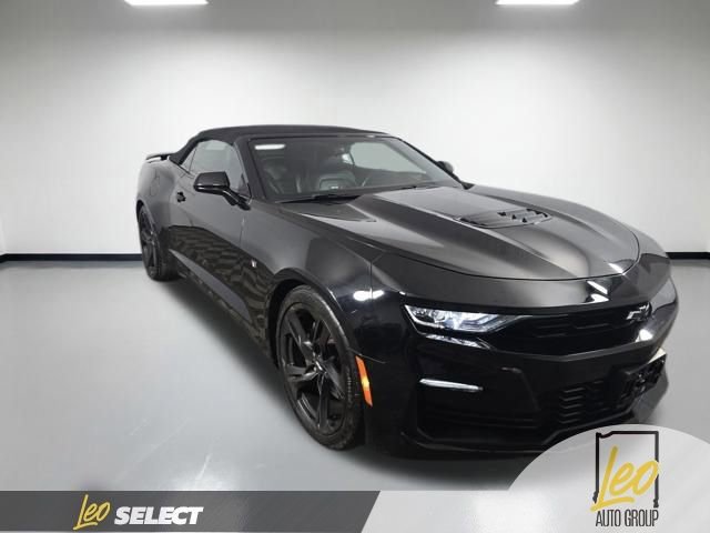Used 2020 Chevrolet Camaro SS RWD image 4