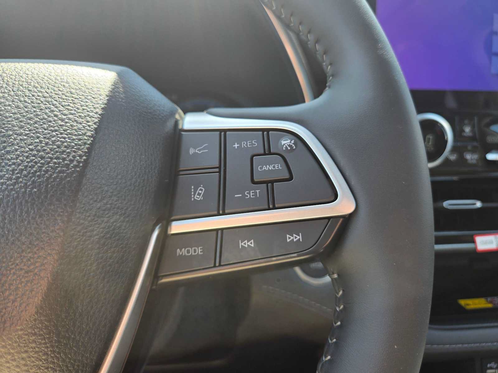 New 2026 Toyota Highlander Platinum AWD/4WD image 37