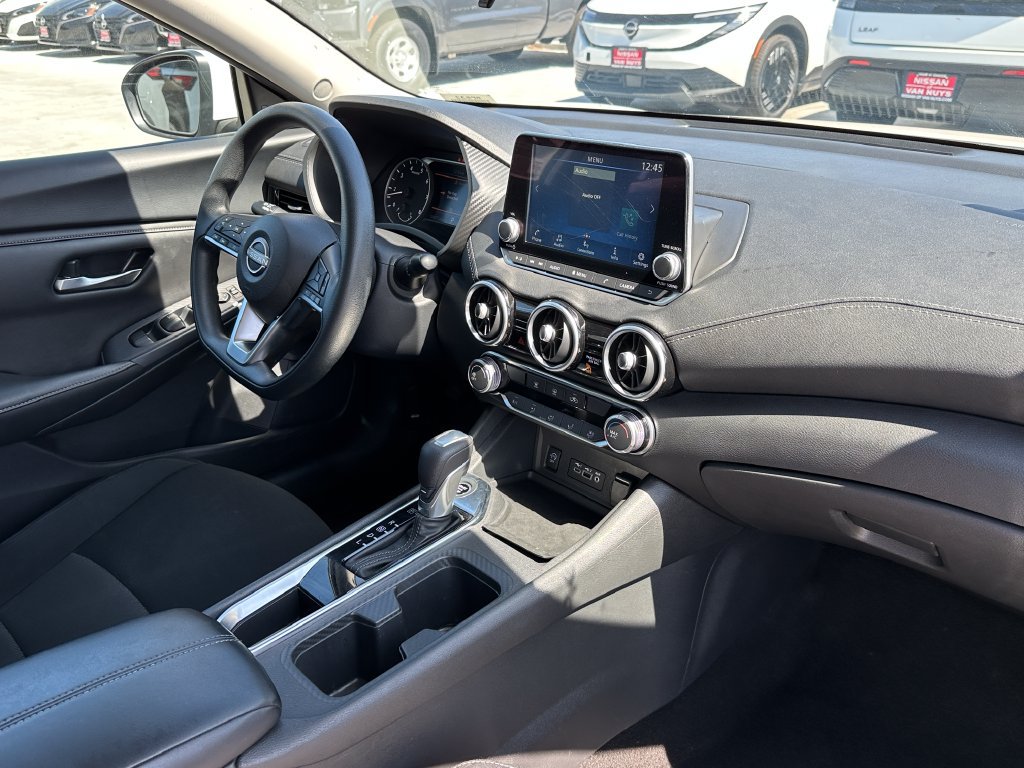 Used 2025 Nissan Murano SL AWD/4WD image 12