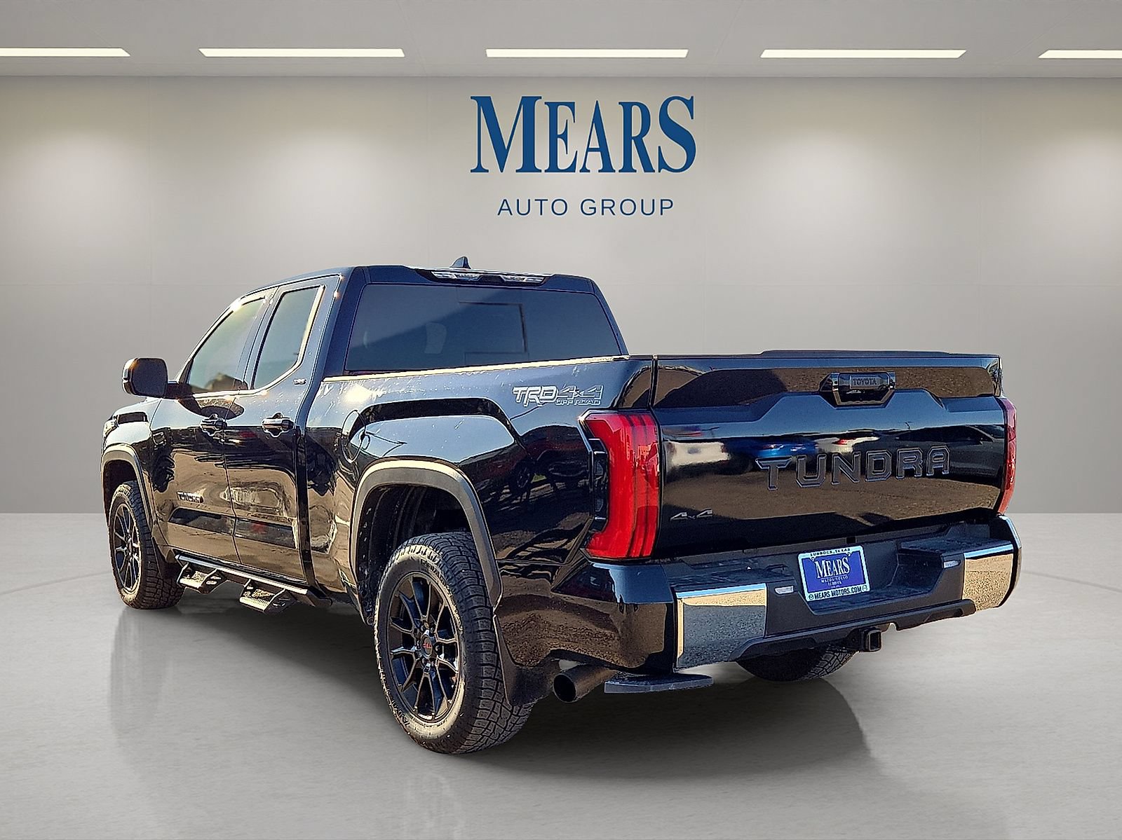 Used 2023 Toyota Tundra SR5 w/ TRD Off-Road Premium Package AWD/4WD image 3