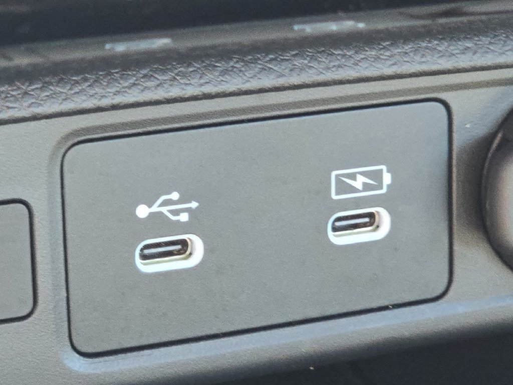 Used 2025 Honda Civic Sport image 4