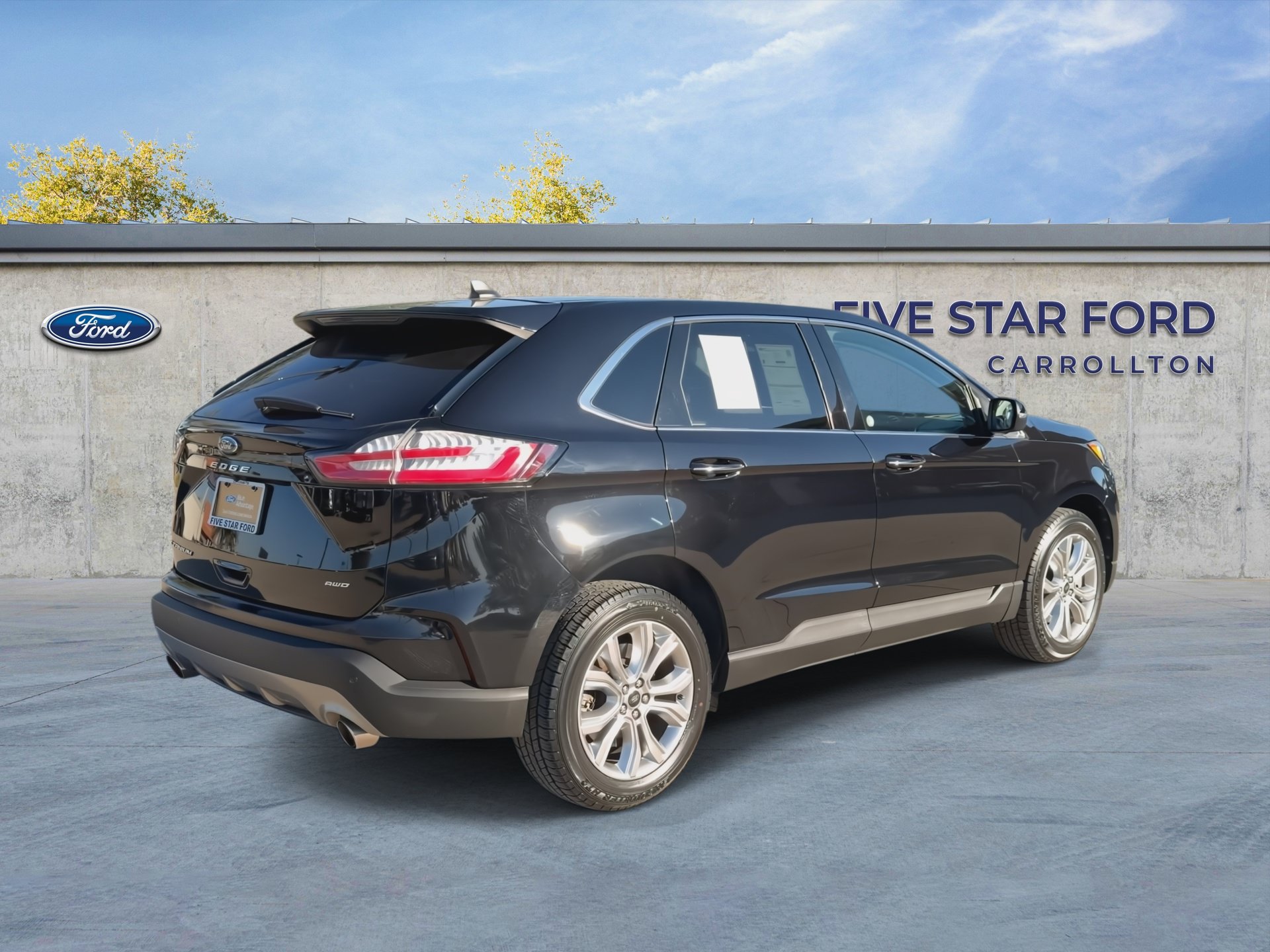 Certified 2024 Ford Edge Titanium AWD/4WD image 8