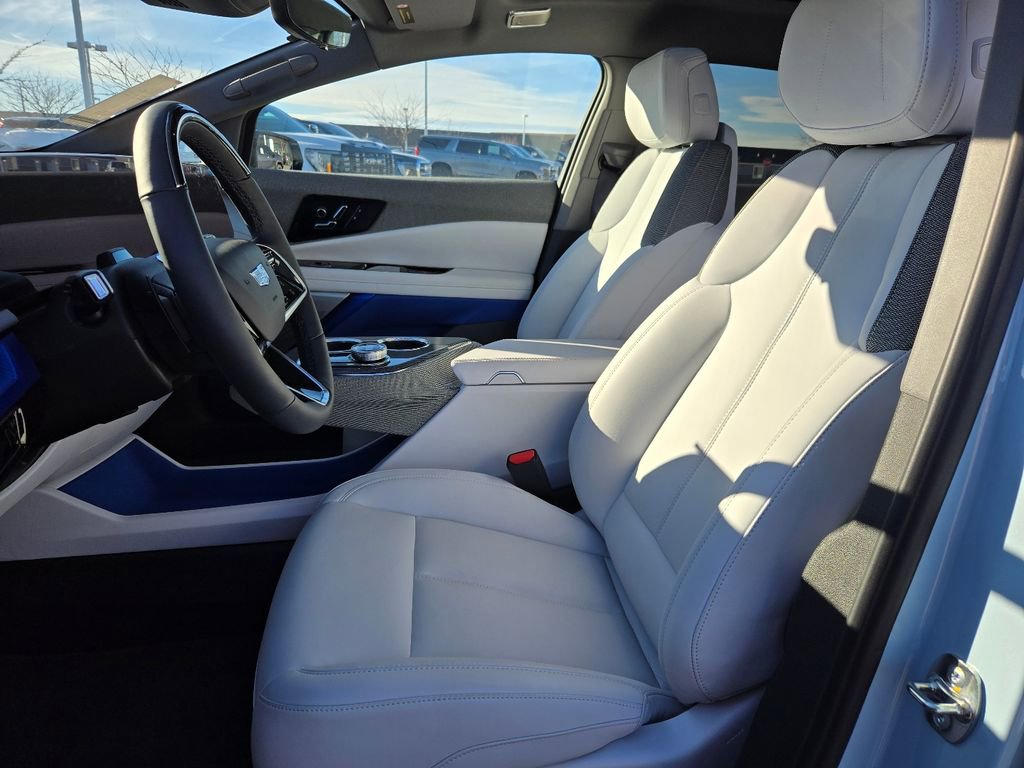 New 2025 Cadillac Optiq Sport 1 image 3