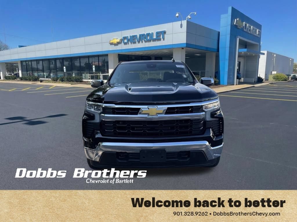 Used 2023 Chevrolet Silverado 1500 LT AWD/4WD image 2