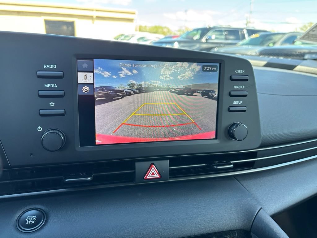 Certified 2025 Hyundai Elantra Sport FWD image 27