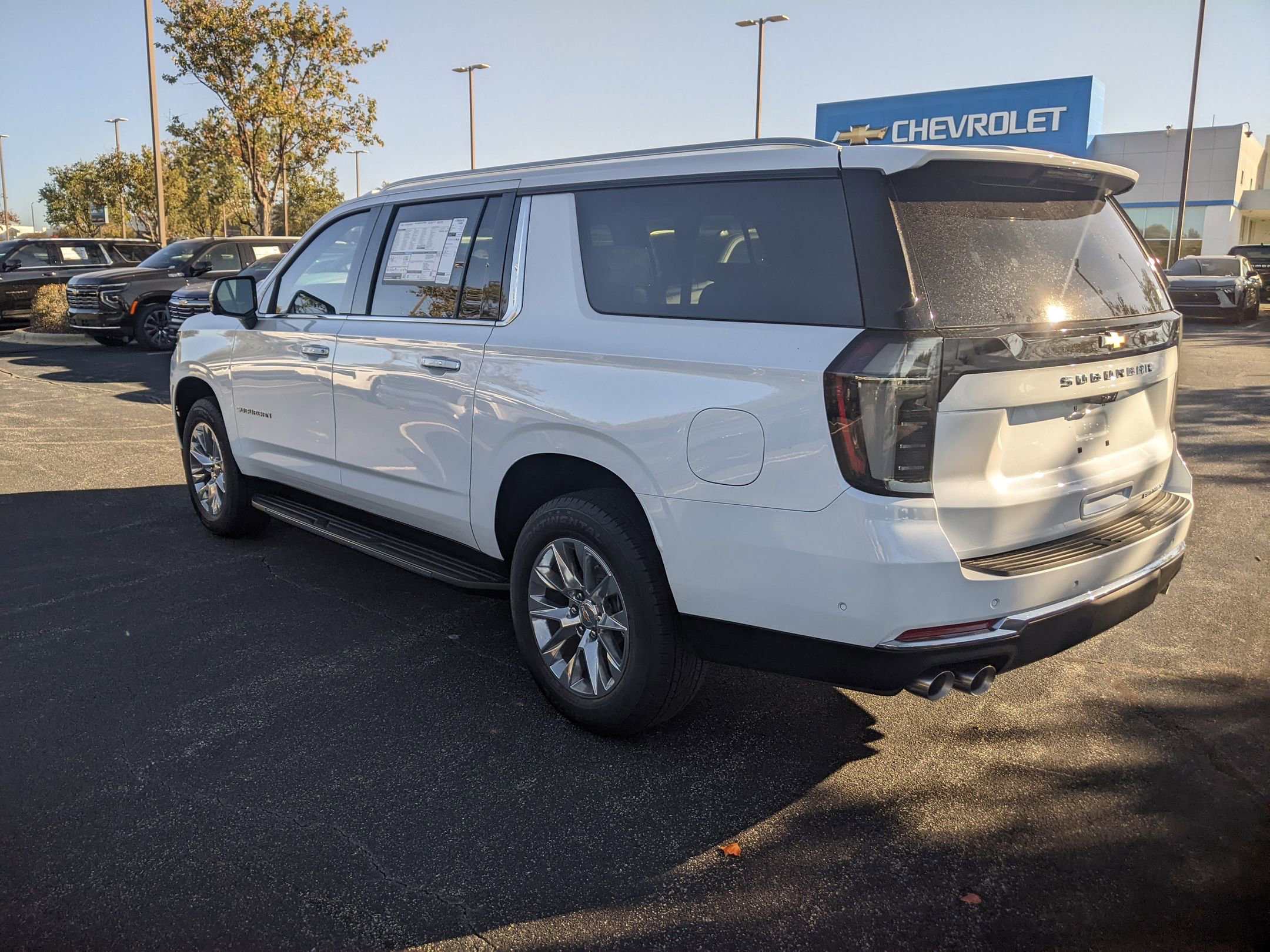 New 2026 Chevrolet Suburban Premier image 6