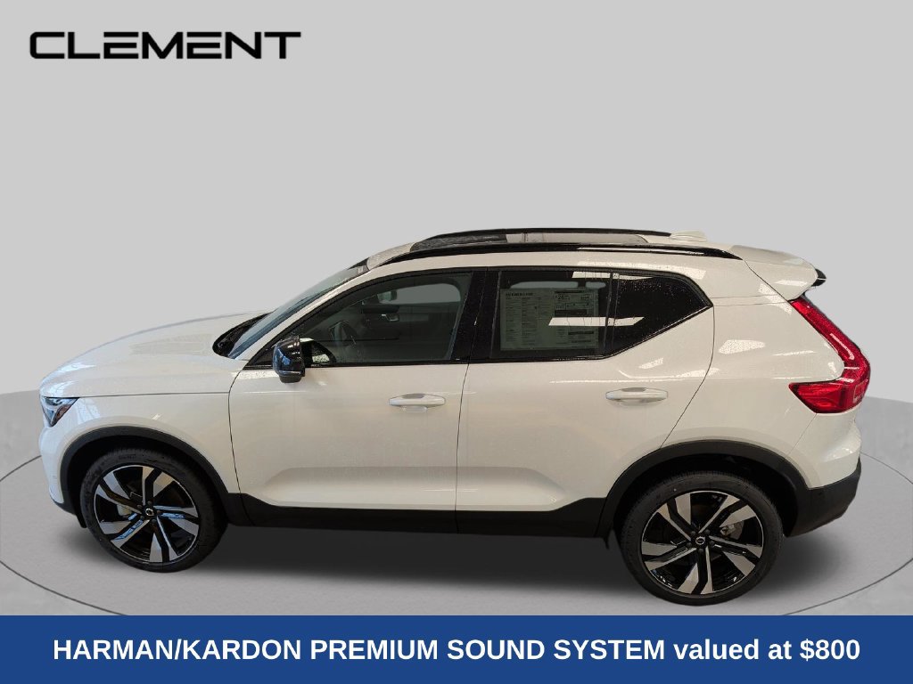 New 2026 Volvo XC40 B5 Plus w/ Protection Package Premier AWD/4WD image 2