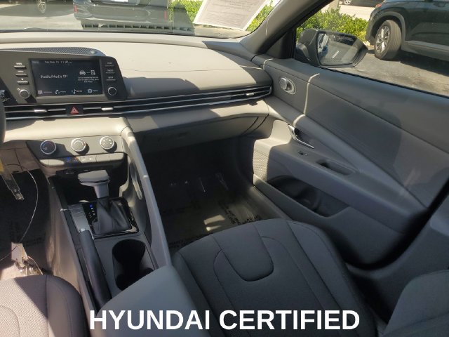 Certified 2026 Hyundai Elantra SE FWD image 22