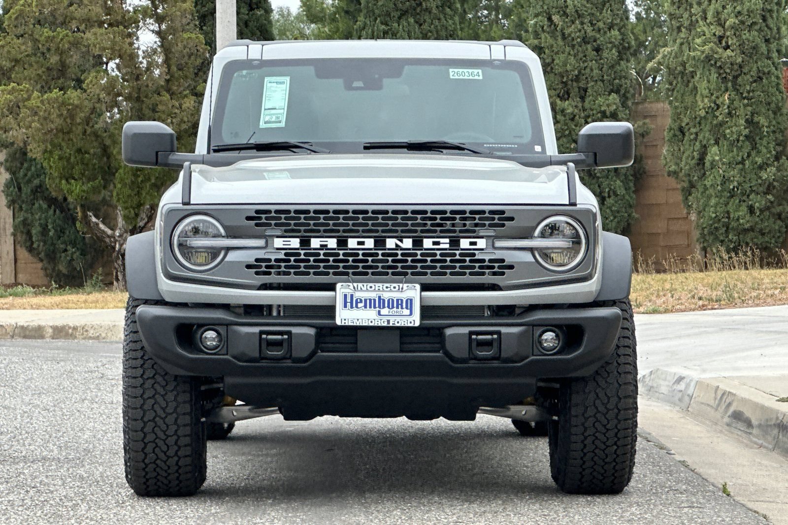 New 2026 Ford Bronco Badlands w/ Sasquatch Package AWD/4WD image 9
