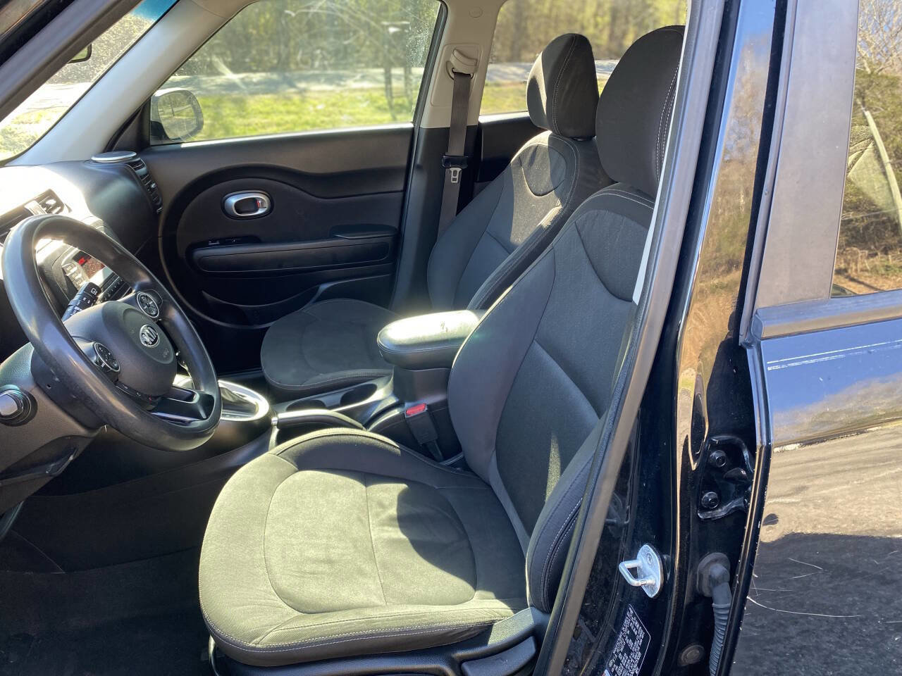 Used 2016 Kia Soul image 11