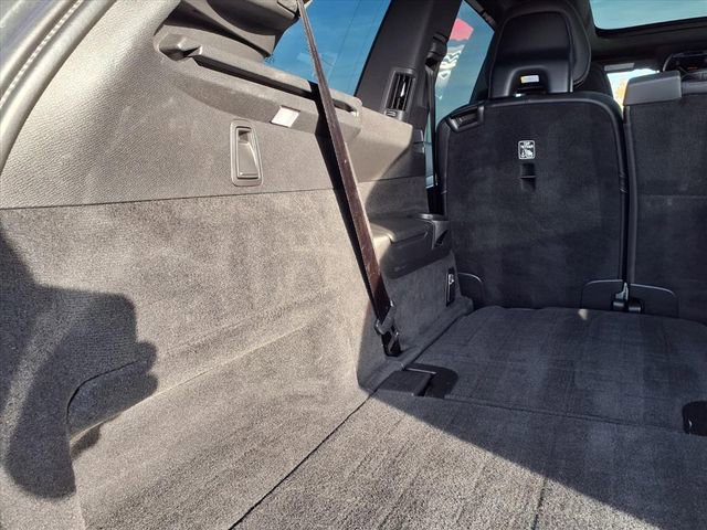 Used 2019 Volvo XC90 T5 R-Design w/ Advanced Package image 79