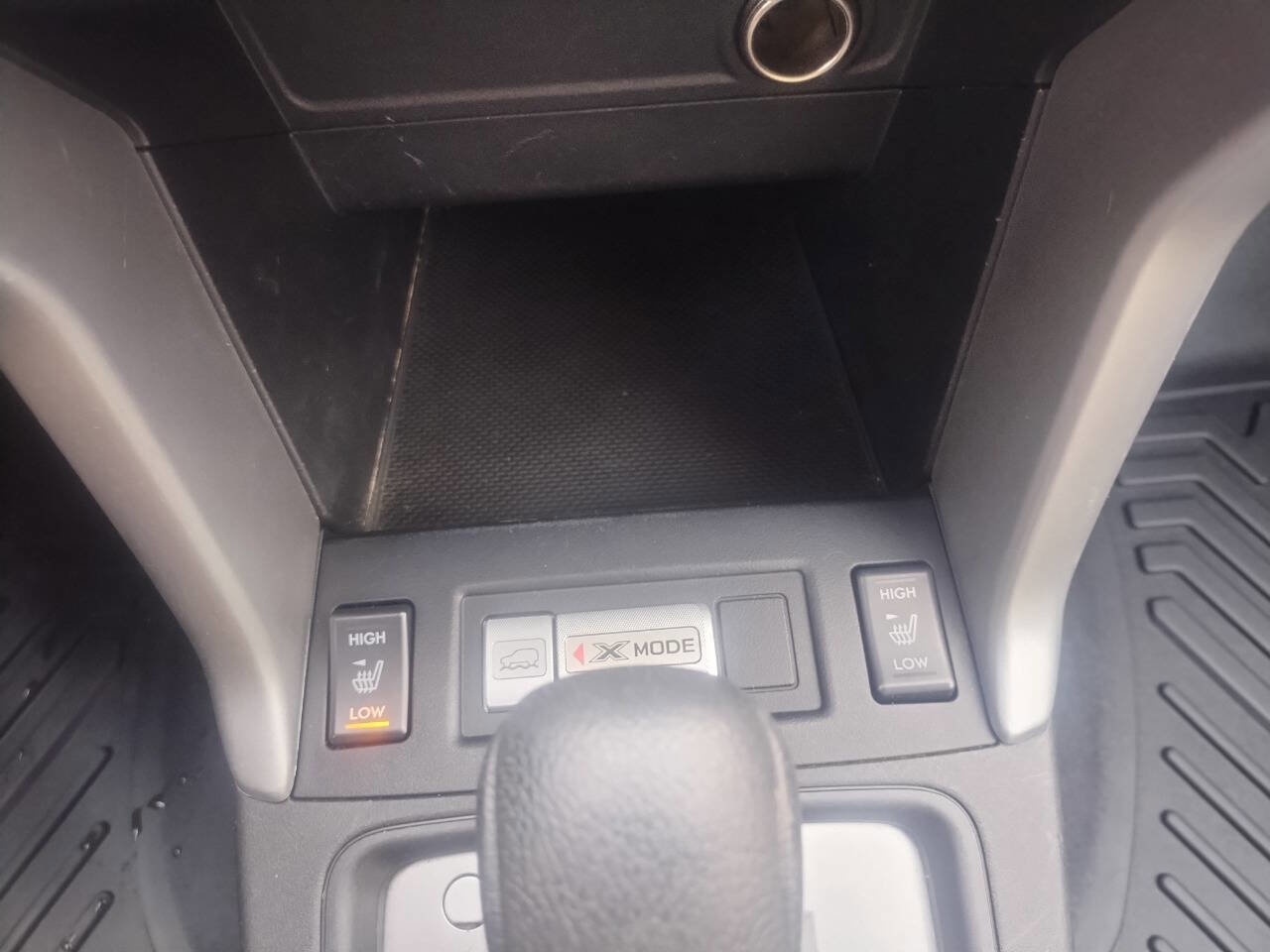 Used 2015 Subaru Forester 2.5i Limited image 7