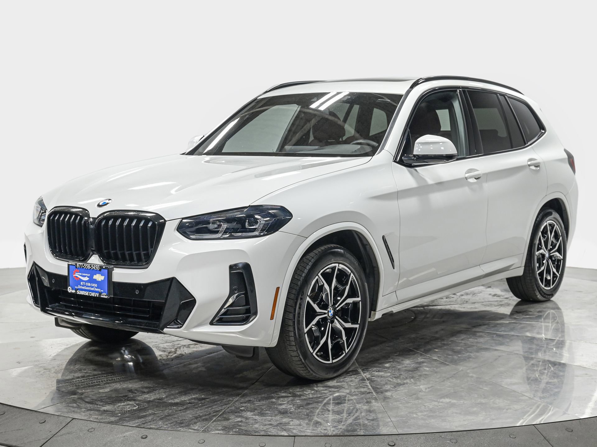 Used 2023 BMW X3 xDrive30i w/ M Sport Package AWD/4WD video 1