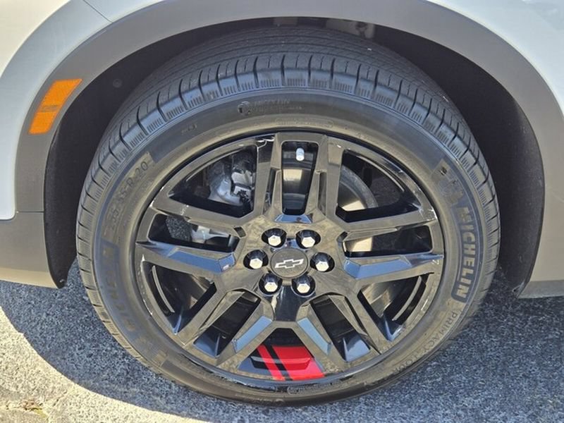 Used 2022 Chevrolet Blazer LT w/ Redline Edition FWD image 9