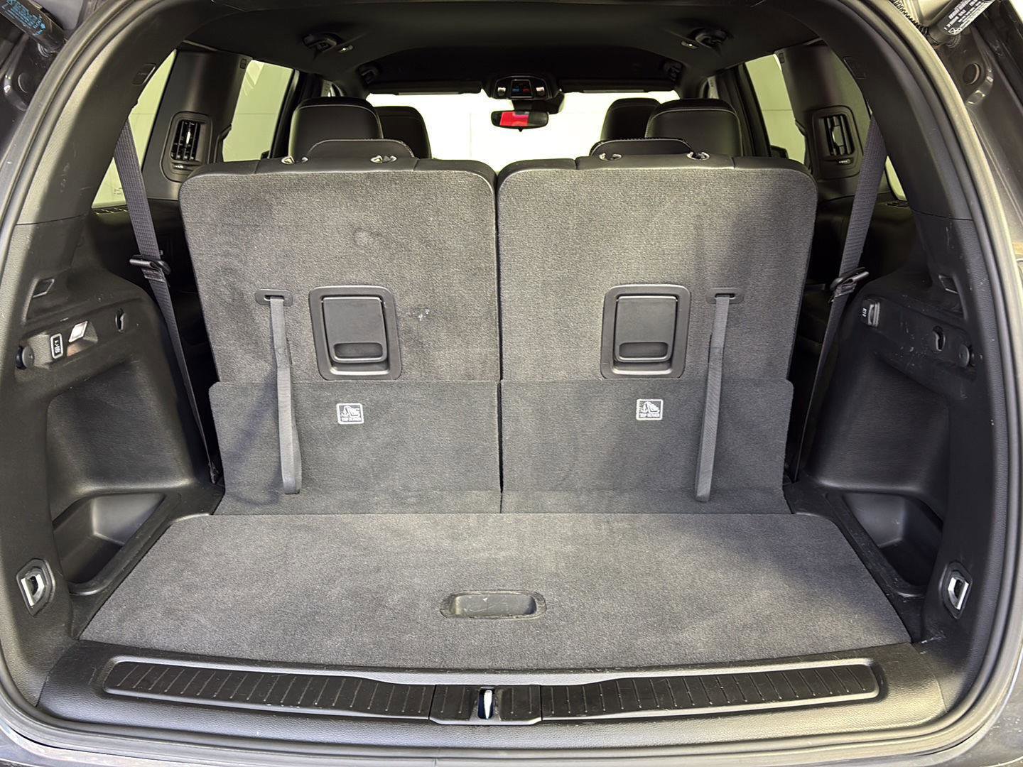 Used 2022 Jeep Grand Cherokee L Laredo image 9