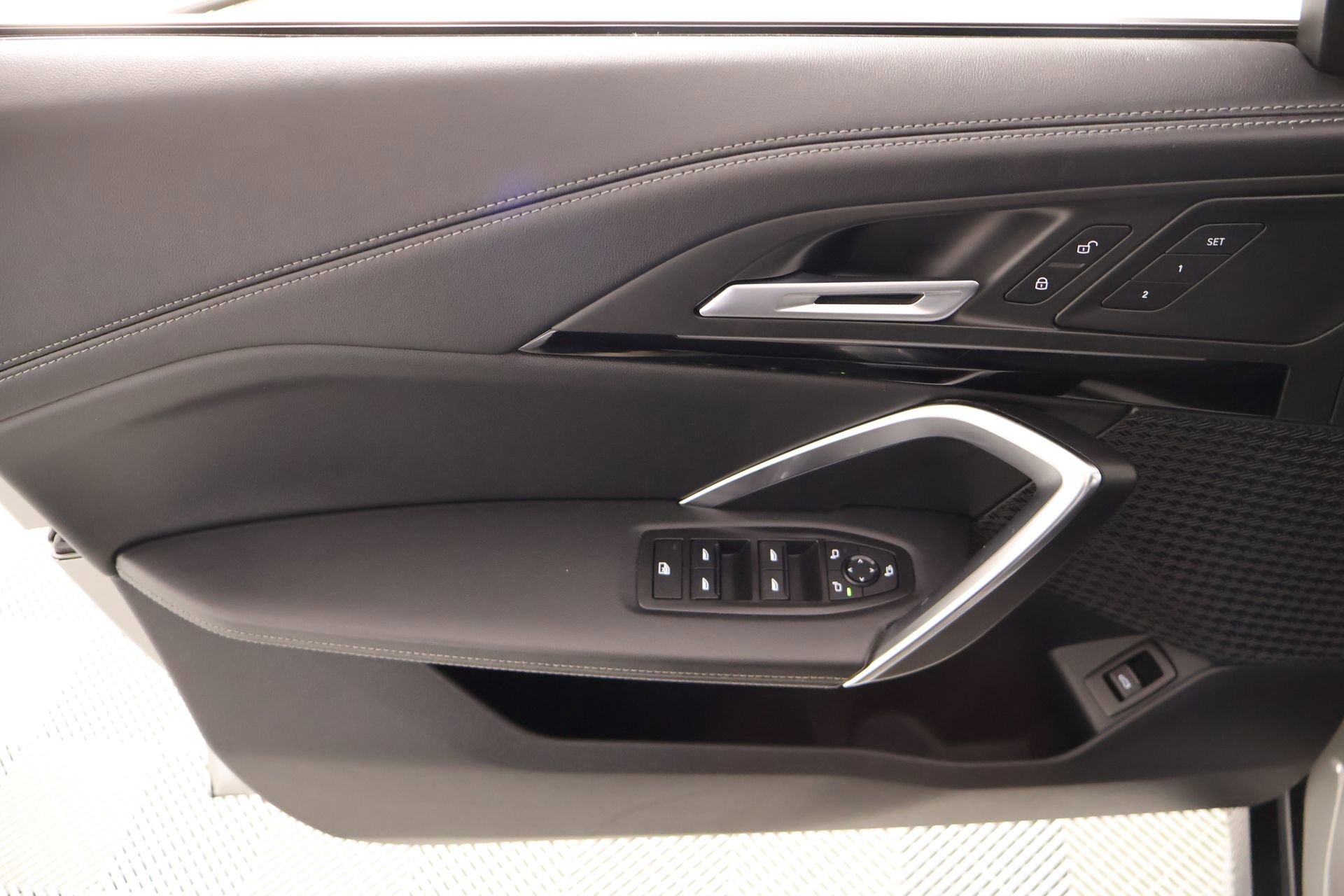 Used 2024 BMW X1 xDrive28i image 16