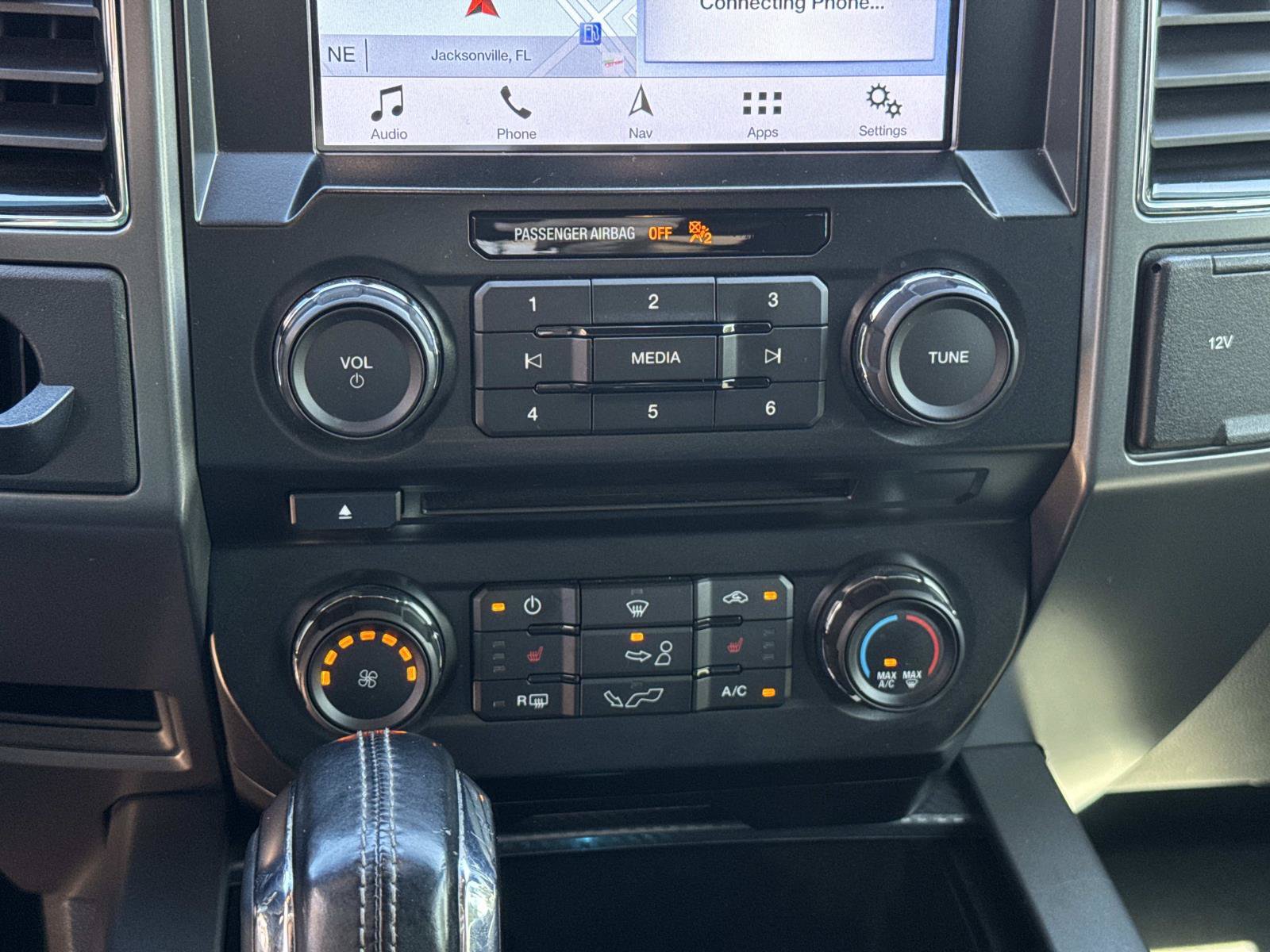 Used 2018 Ford F150 XLT w/ Equipment Group 302A Luxury RWD image 23