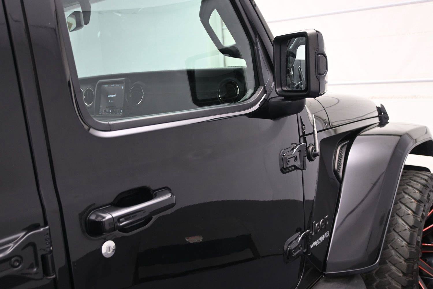 Used 2021 Jeep Wrangler Unlimited Sahara AWD/4WD image 14