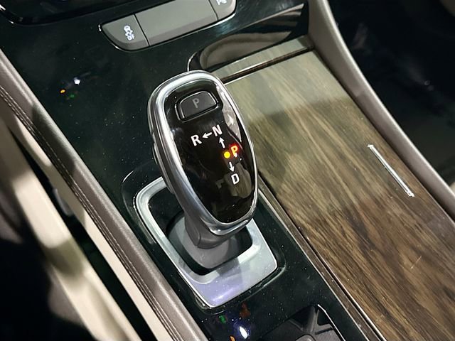 Used 2019 Buick LaCrosse Essence w/ Sights and Sounds Package image 18