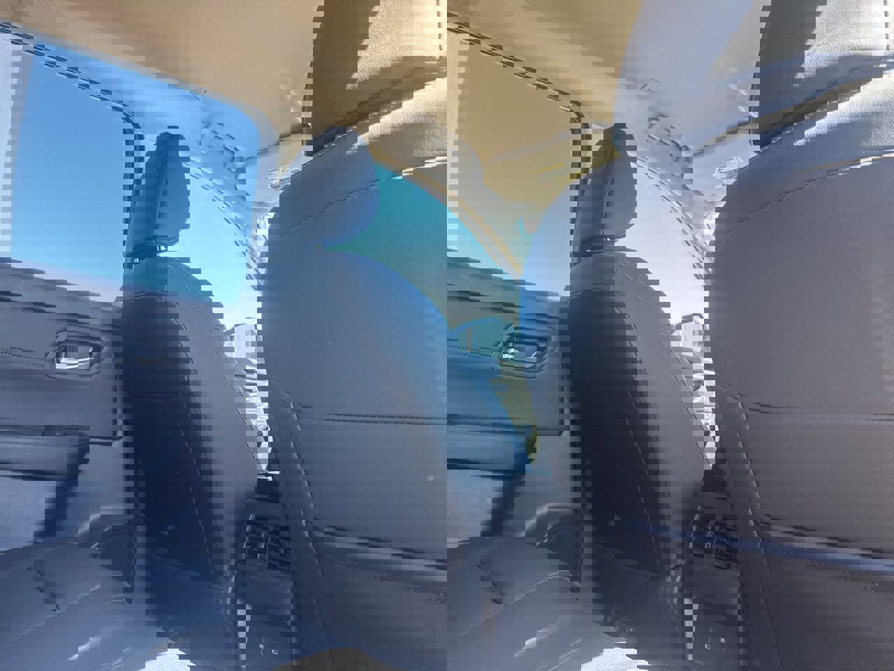 Certified 2026 Nissan Rogue SL image 25