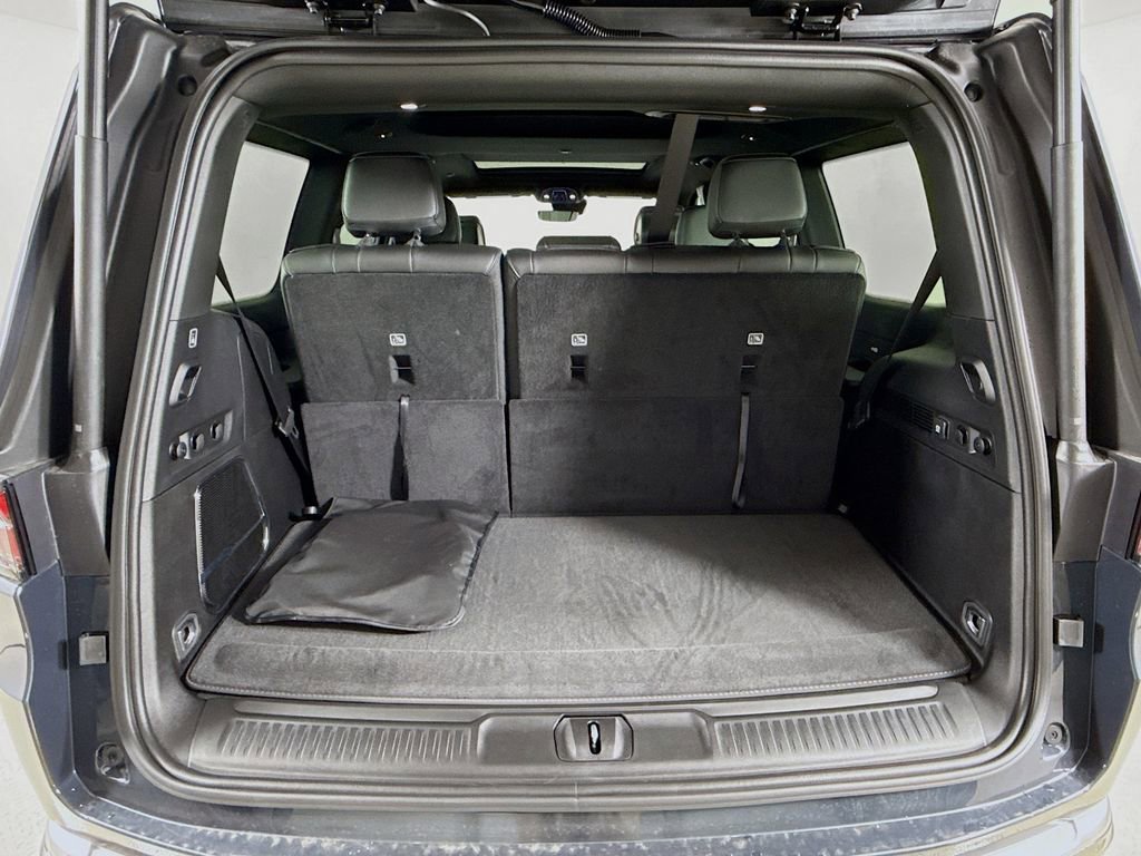 New 2025 Jeep Wagoneer 4WD image 28