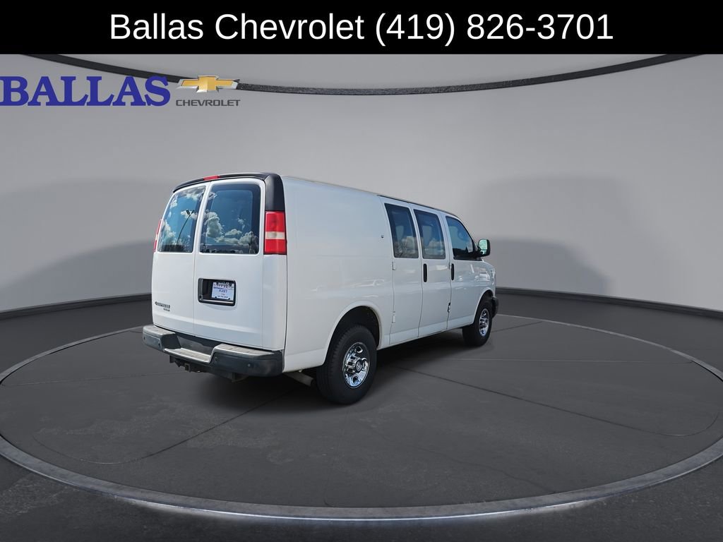 Used 2014 Chevrolet Express 2500 image 8