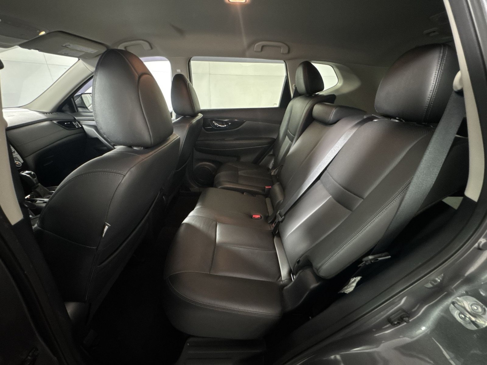 Used 2020 Nissan Rogue SL AWD/4WD image 25