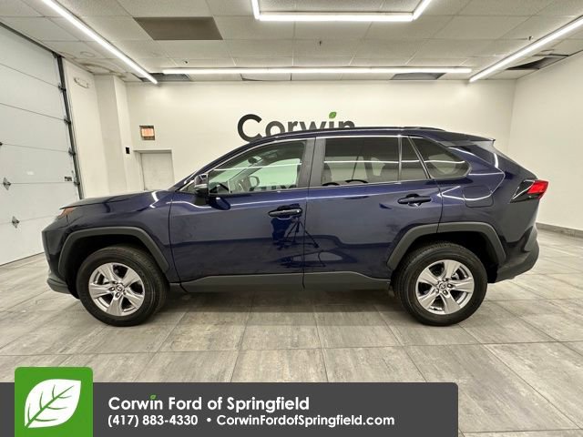 Used 2025 Toyota RAV4 XLE video 2