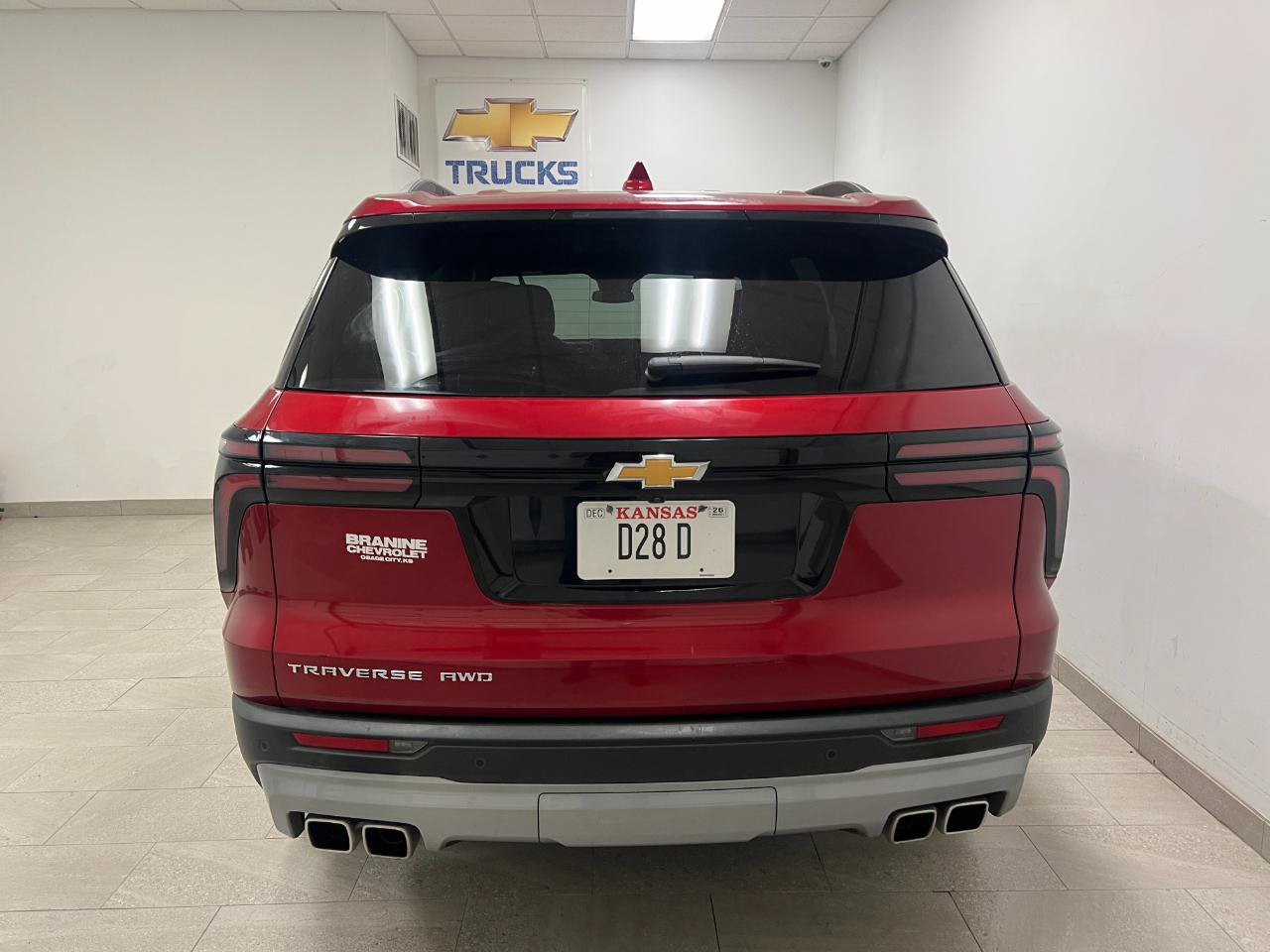 Used 2026 Chevrolet Traverse LT AWD/4WD image 15