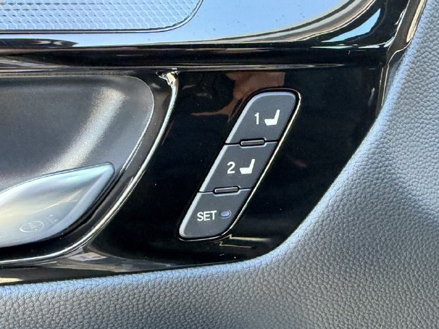 Used 2024 Honda CR-V Sport Touring image 11