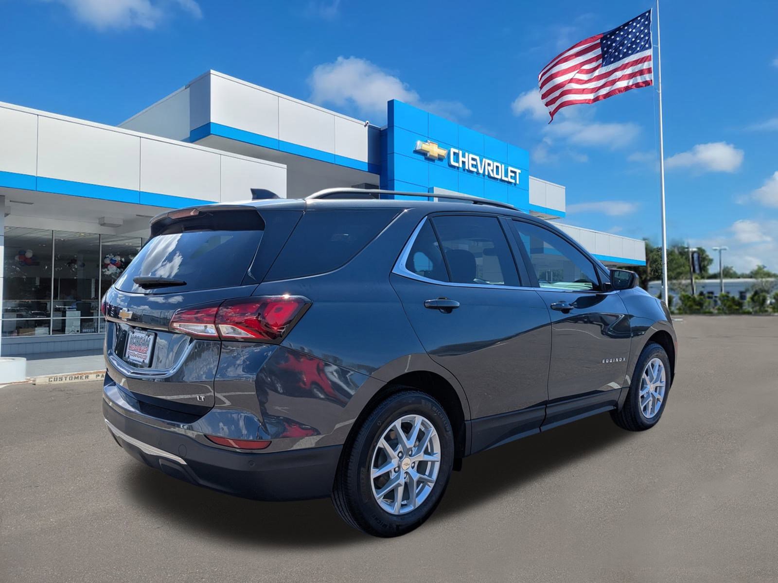 Used 2023 Chevrolet Equinox LT image 4