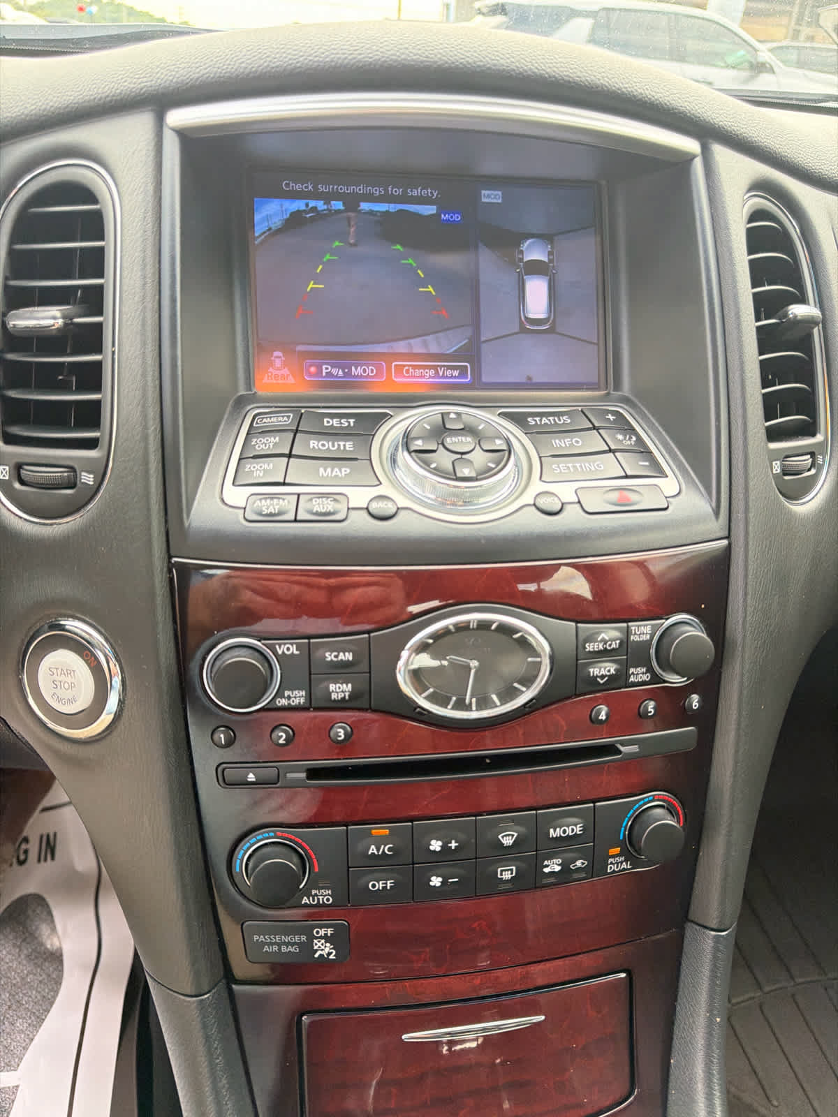 Used 2017 INFINITI QX50 AWD w/ Premium Plus Package image 15