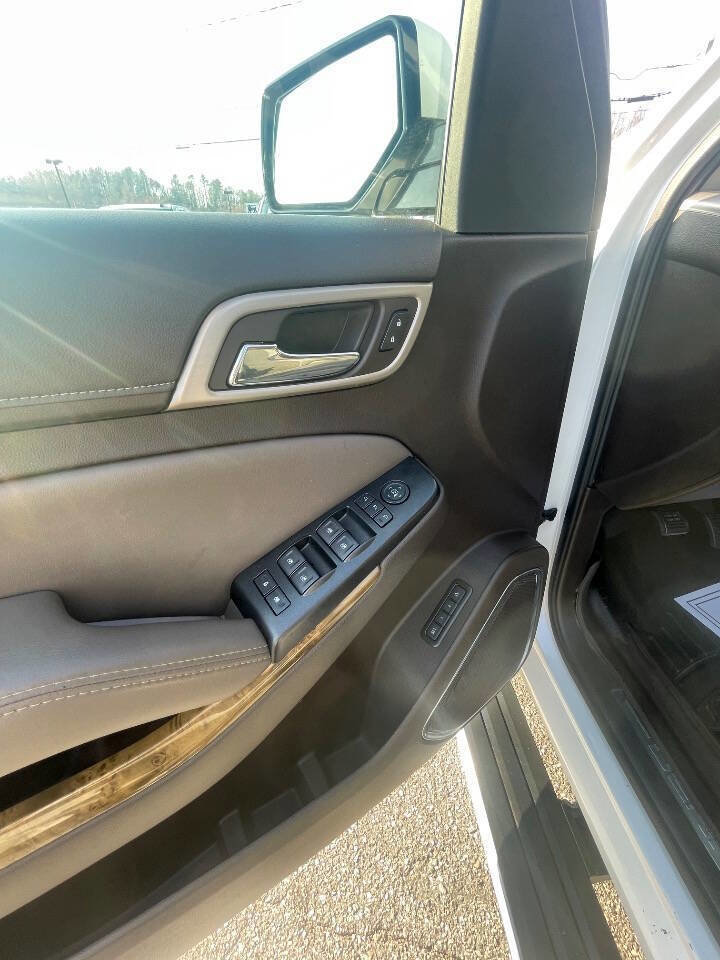 Used 2017 GMC Yukon XL Denali w/ Open Road Package image 14