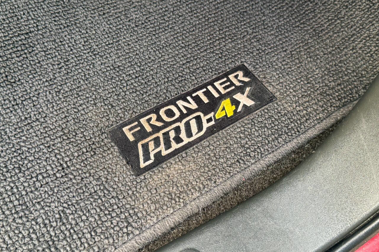 Used 2018 Nissan Frontier PRO-4X image 13